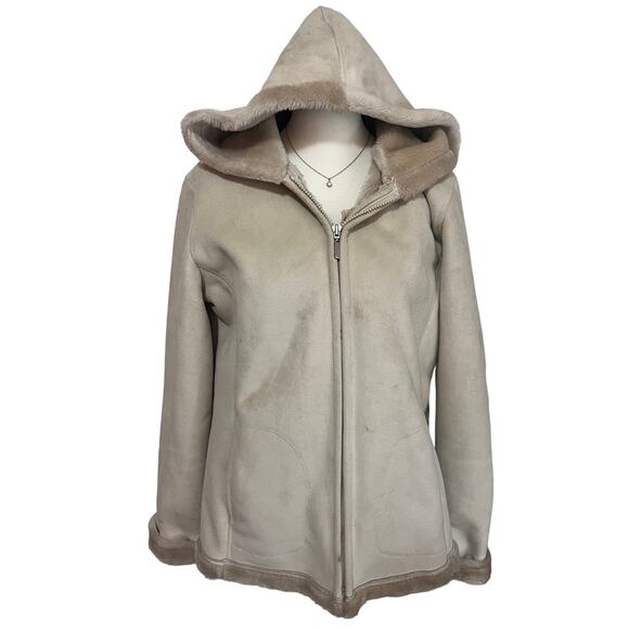 Esprit Faux Shearling Cream Jacket - Picture 2 of 16